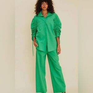 NWT SUBOO Gravity Shirt In Green, Size M